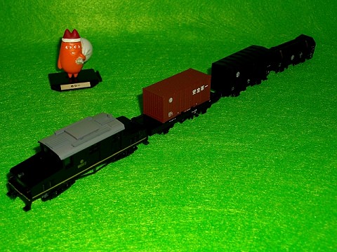 ↑ 週刊SL鉄道模型 トラ4500形貨車