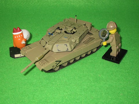 ↑ アメリカ陸軍戦車 M1A1 HA エイブラムズ