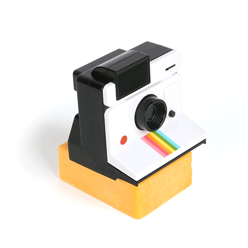 ↑ Polaroid Cheese Slicerの使用中場面
